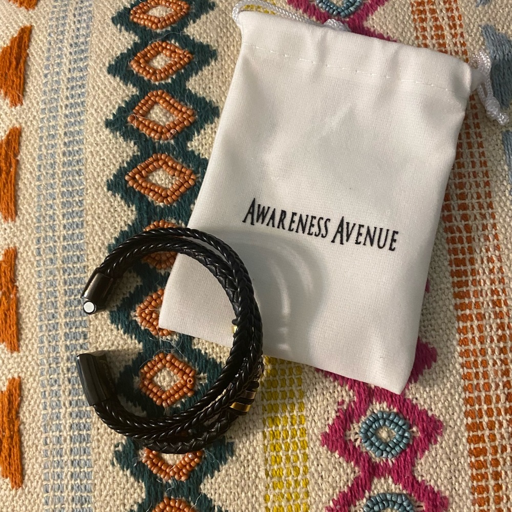 Awareness bracelet - Picture 4 of 5